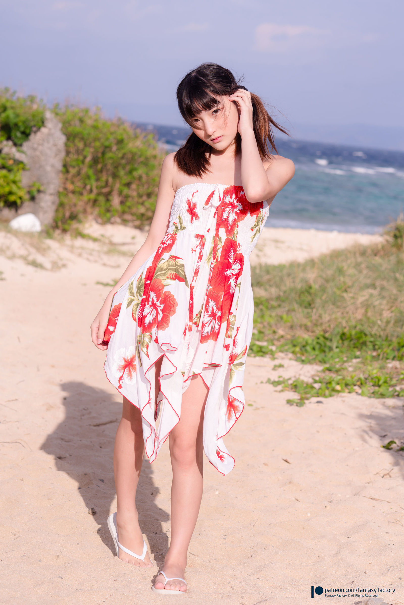 Xiao Đinh Cosplay-Home + Beach + Bath Photo 8