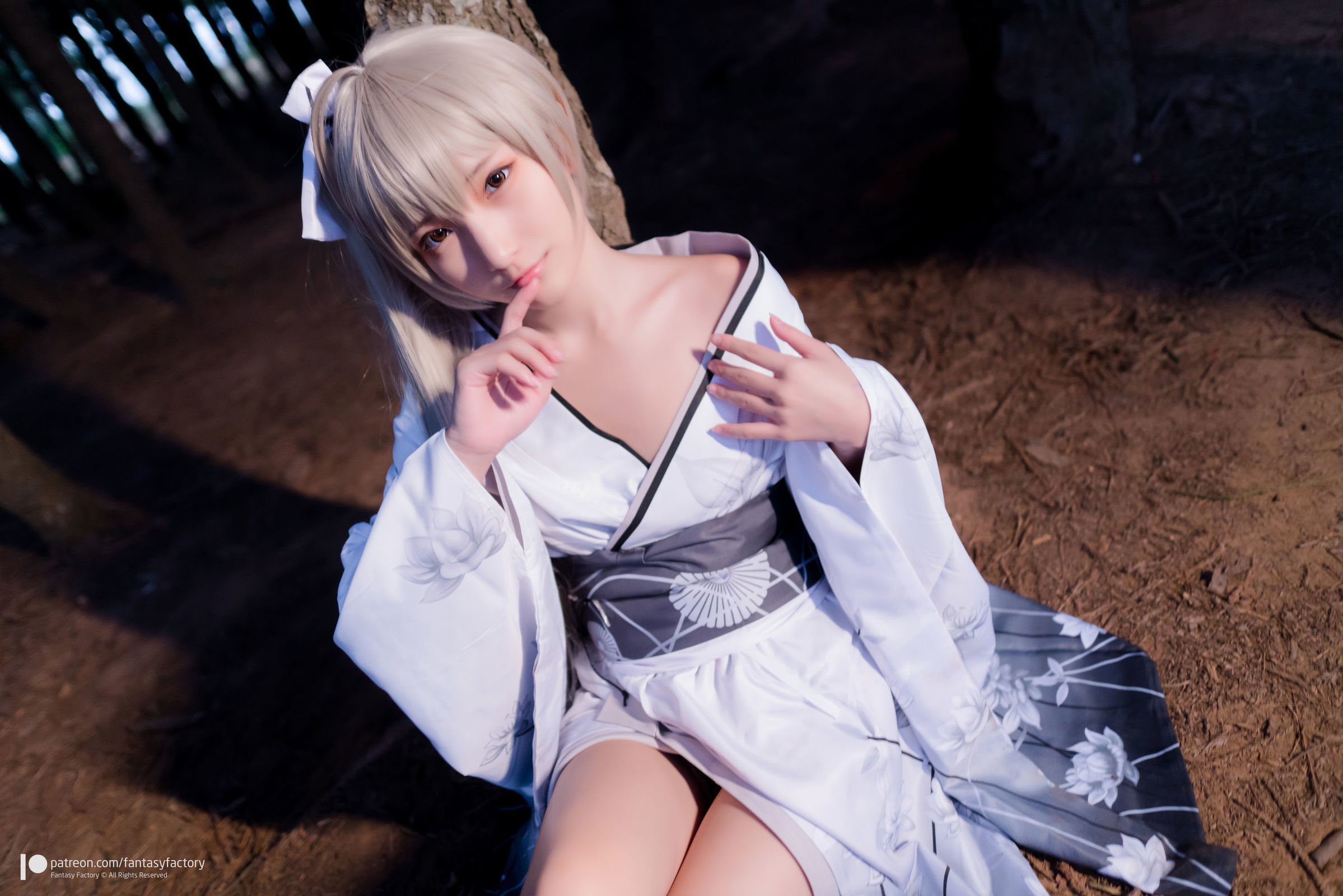 Xiao Đinh Cosplay-Home + Beach + Bath Photo 24