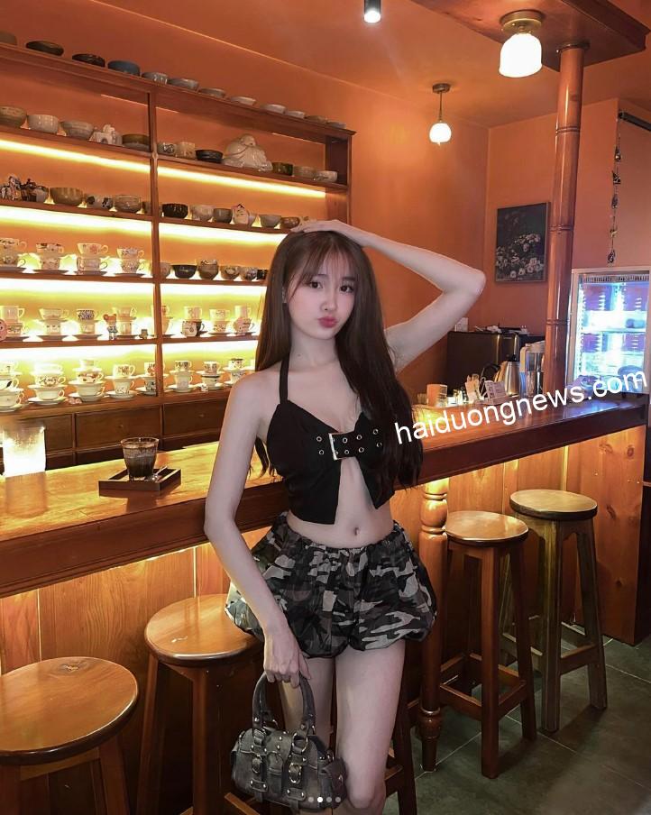 Ảnh Vũ Thị Khánh Huyền tạo dáng cực sexy trogn quán rượu