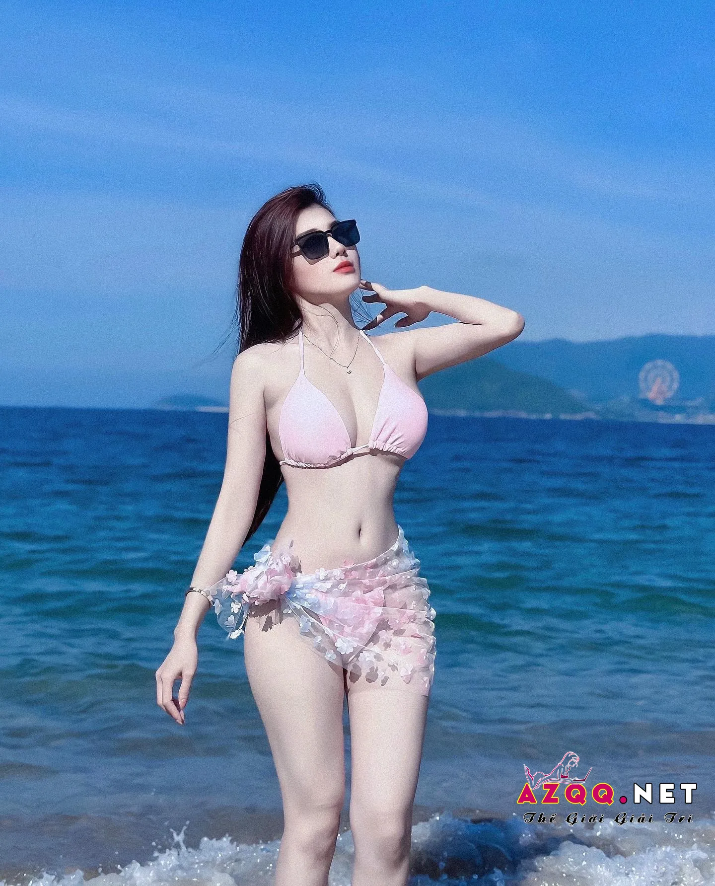 bach huyen trang bikini 2