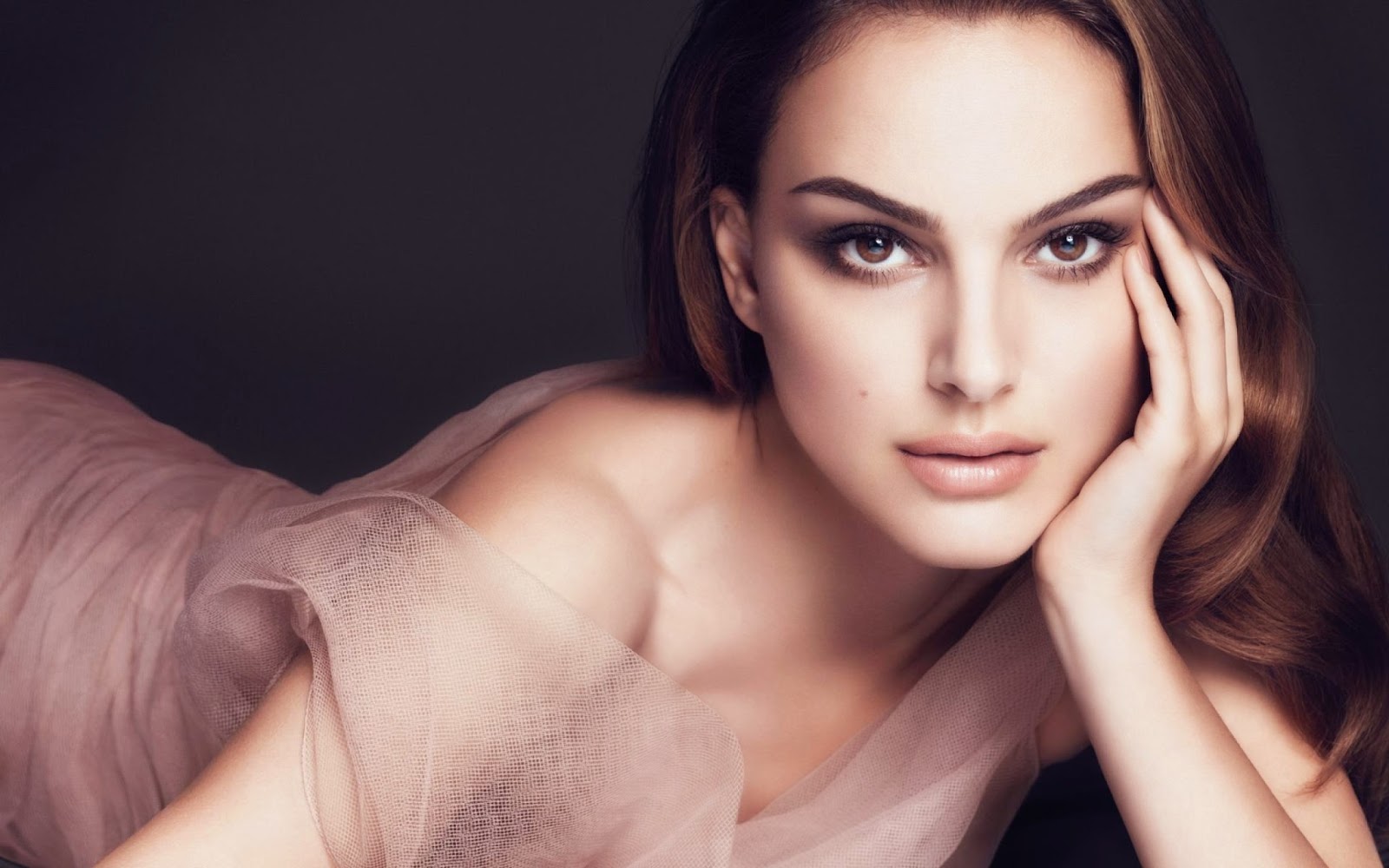 beautiful_girl_natalie_portman_wallpaper HD