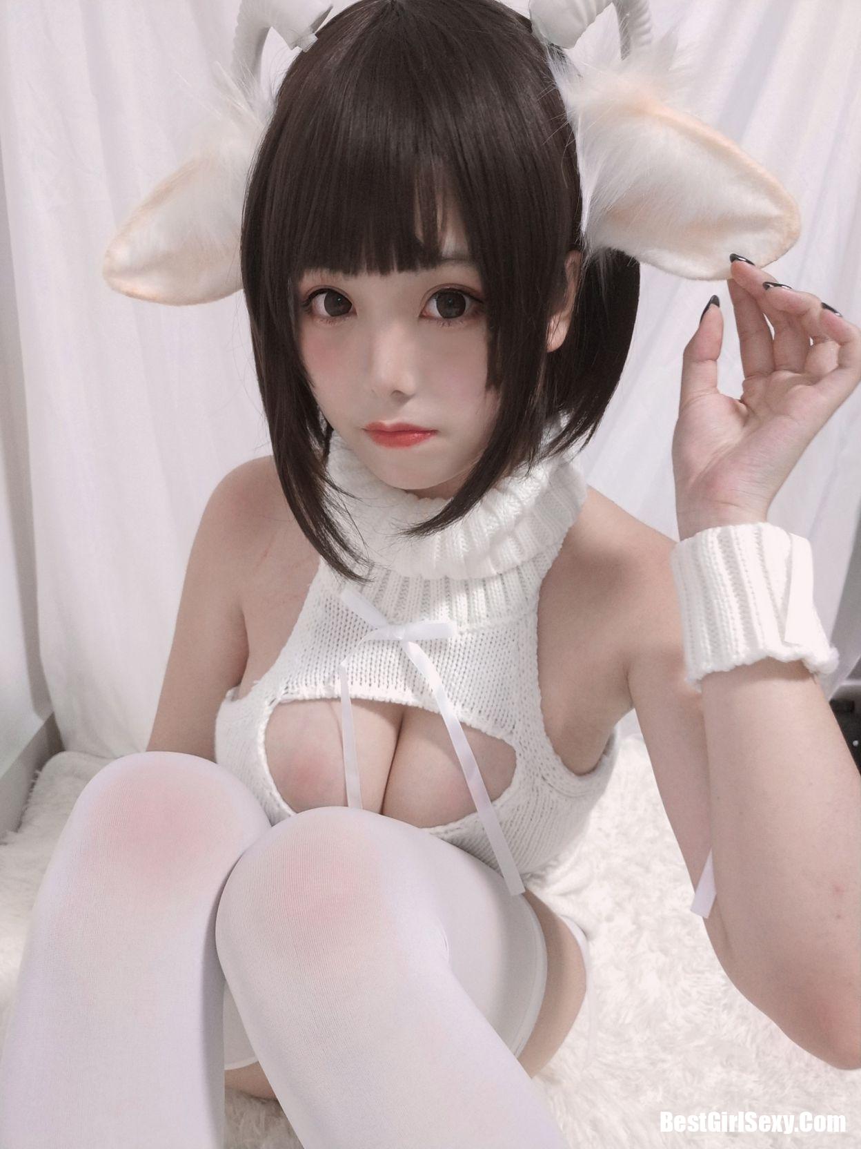 Coser@蜜汁猫裘 Vol.043 白丝毛衣 28