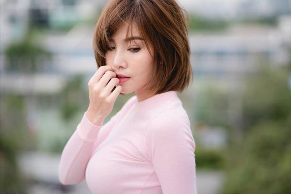 Pink sexy with short hair – Thailand model NooMay