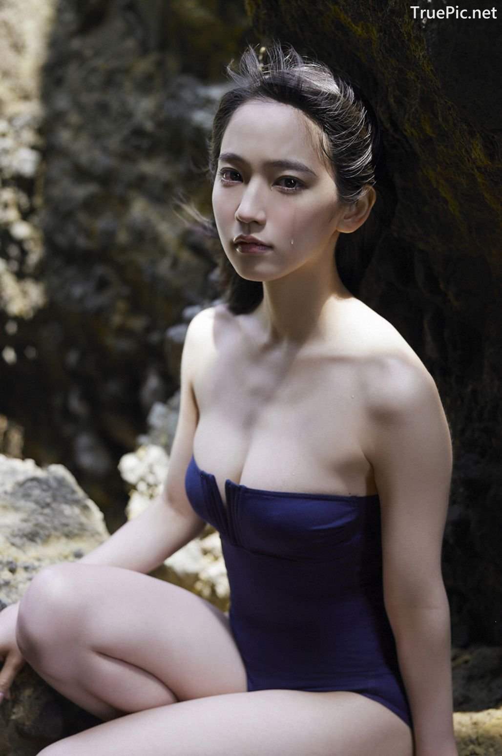 Image-Japanese-Actress-And-Model-Riho-Yoshioka-Pure-Beauty-Of-Sea-Goddess-TruePic.net- Picture-23