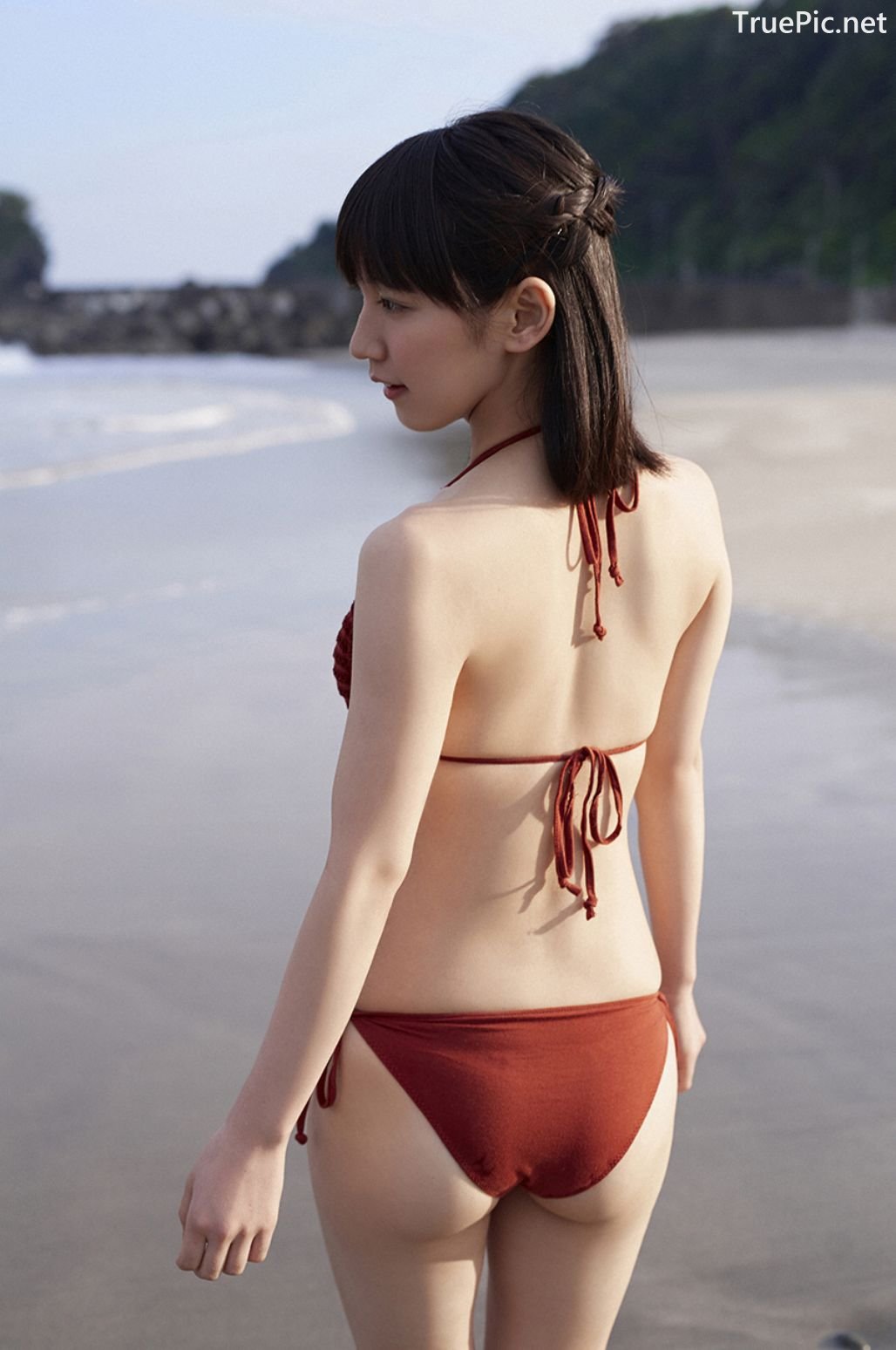 Image-Japanese-Actress-And-Model-Riho-Yoshioka-Pure-Beauty-Of-Sea-Goddess-TruePic.net- Picture-70