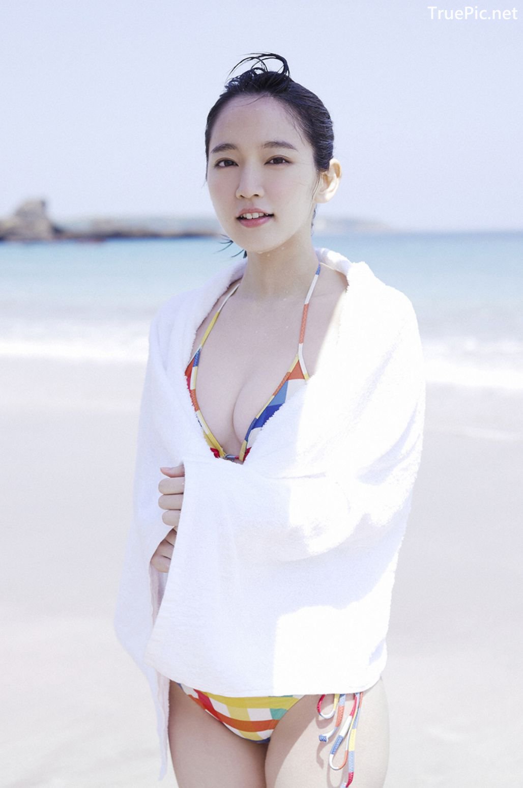 Image-Japanese-Actress-And-Model-Riho-Yoshioka-Pure-Beauty-Of-Sea-Goddess-TruePic.net- Picture-8