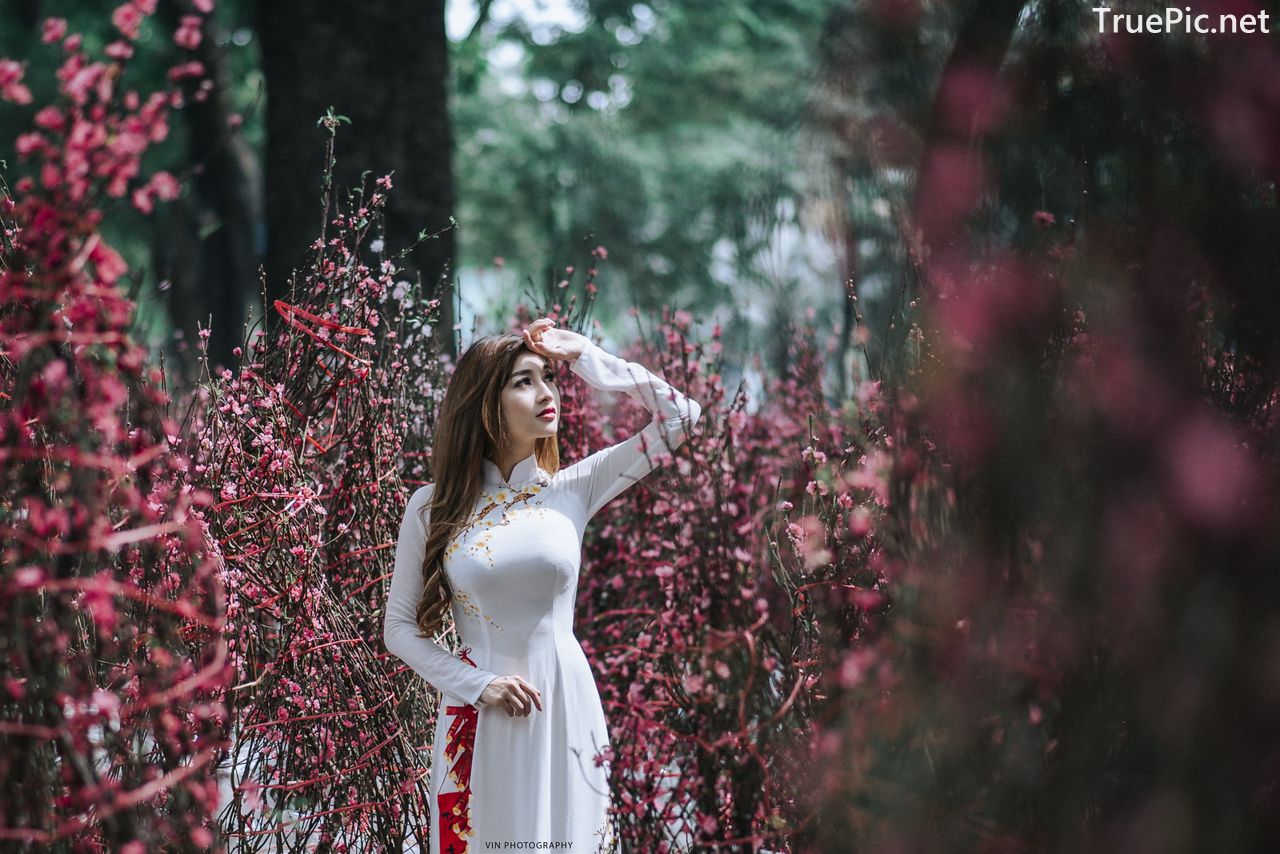 Image-Vietnamese-Beautiful-Girl-Ao-Dai-Vietnam-Traditional-Dress-by-VIN-Photo-3-TruePic.net- Picture-80