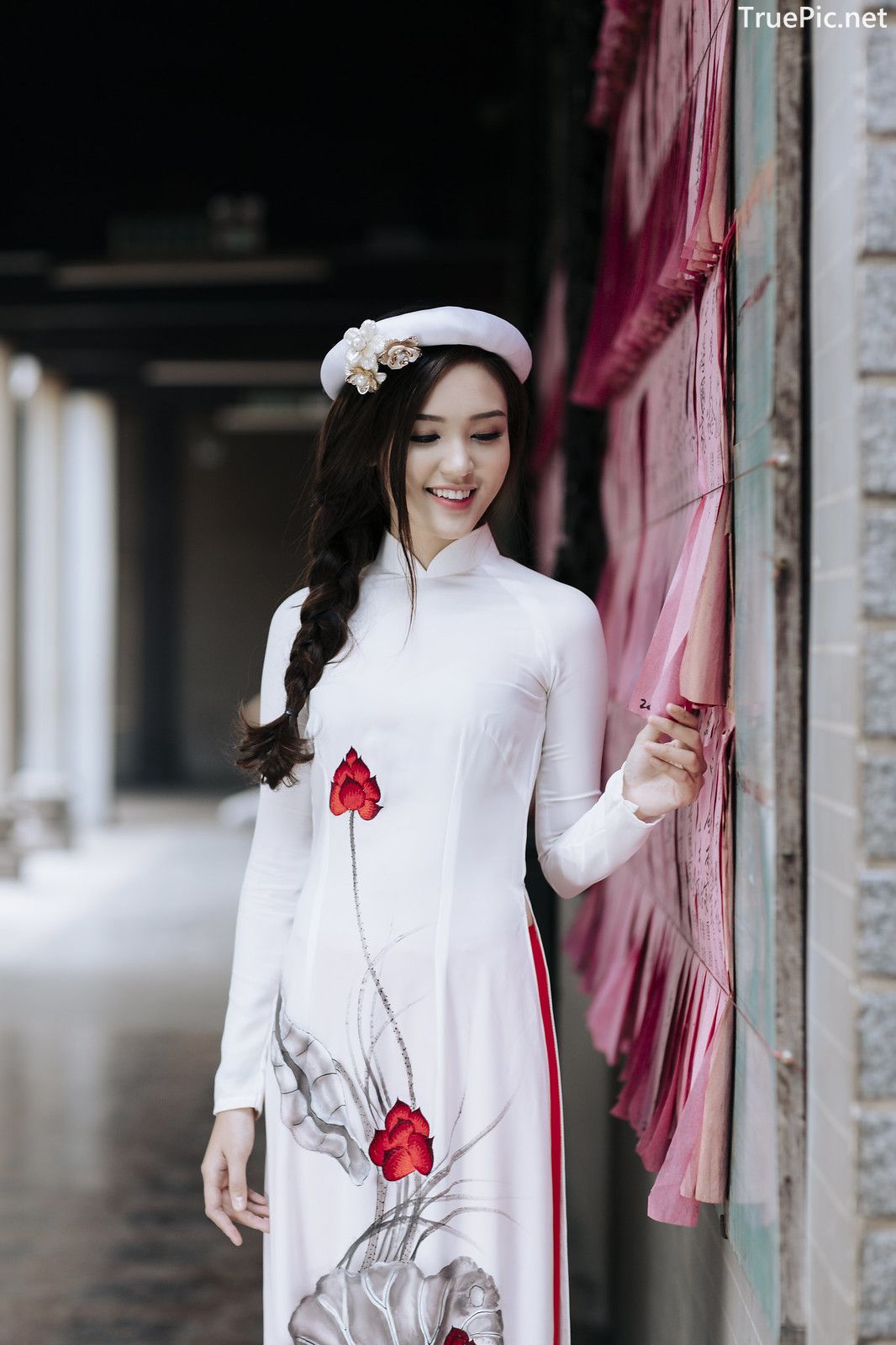 Image-Vietnamese-Beautiful-Girl-Ao-Dai-Vietnam-Traditional-Dress-by-VIN-Photo-3-TruePic.net- Picture-86