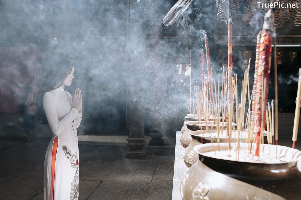 Image-Vietnamese-Beautiful-Girl-Ao-Dai-Vietnam-Traditional-Dress-by-VIN-Photo-3-TruePic.net- Picture-94