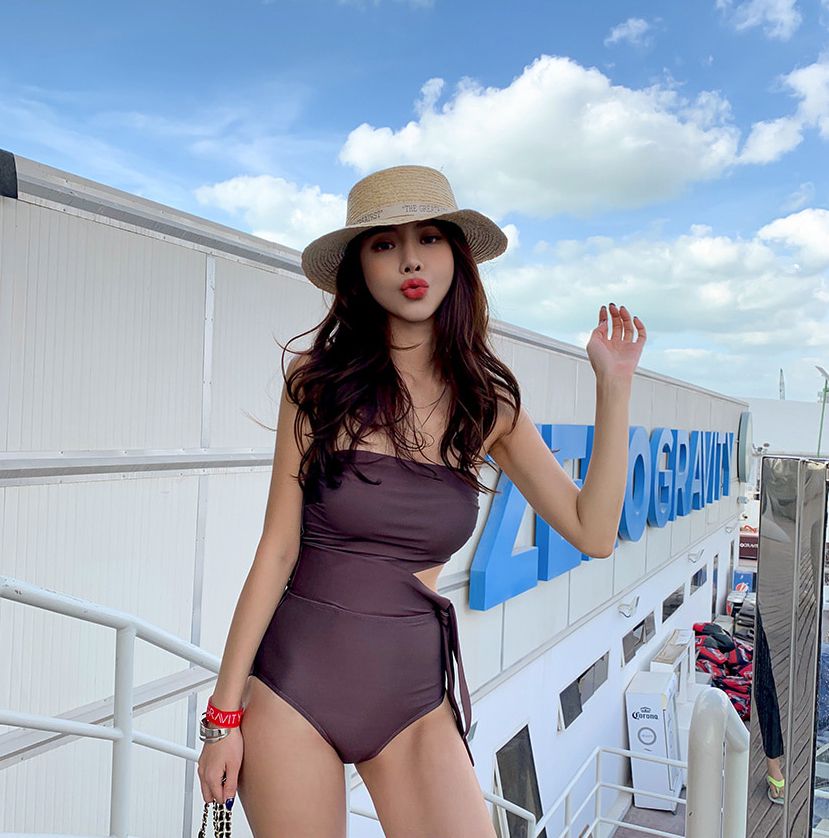 Kwon Byul (191212) Dark Purple Monokini Swimsuit Set - TruePic.net