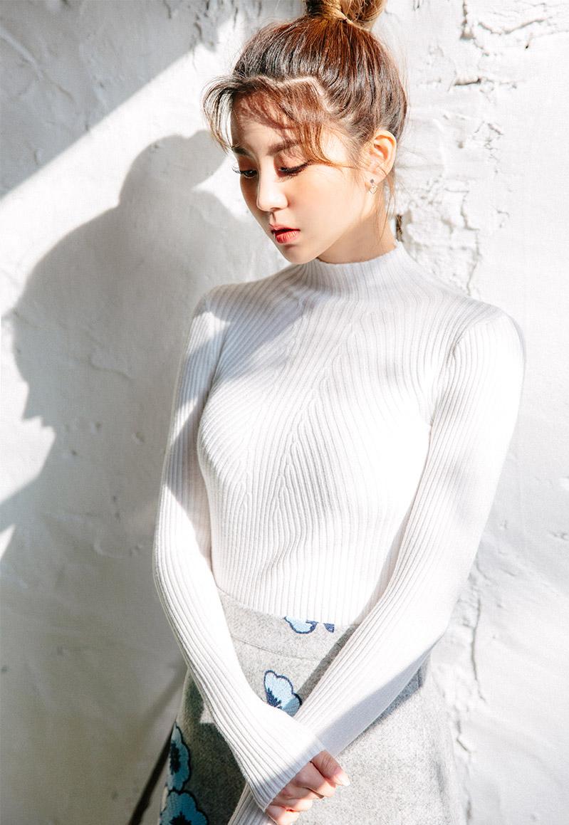 Korean Model Lee Chae Eun on Magazine Jan 2017