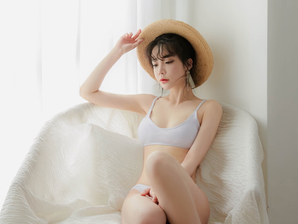 Yoo Gyeong model with Korean fashion Lingerie set Jan.2019, TruePic.net