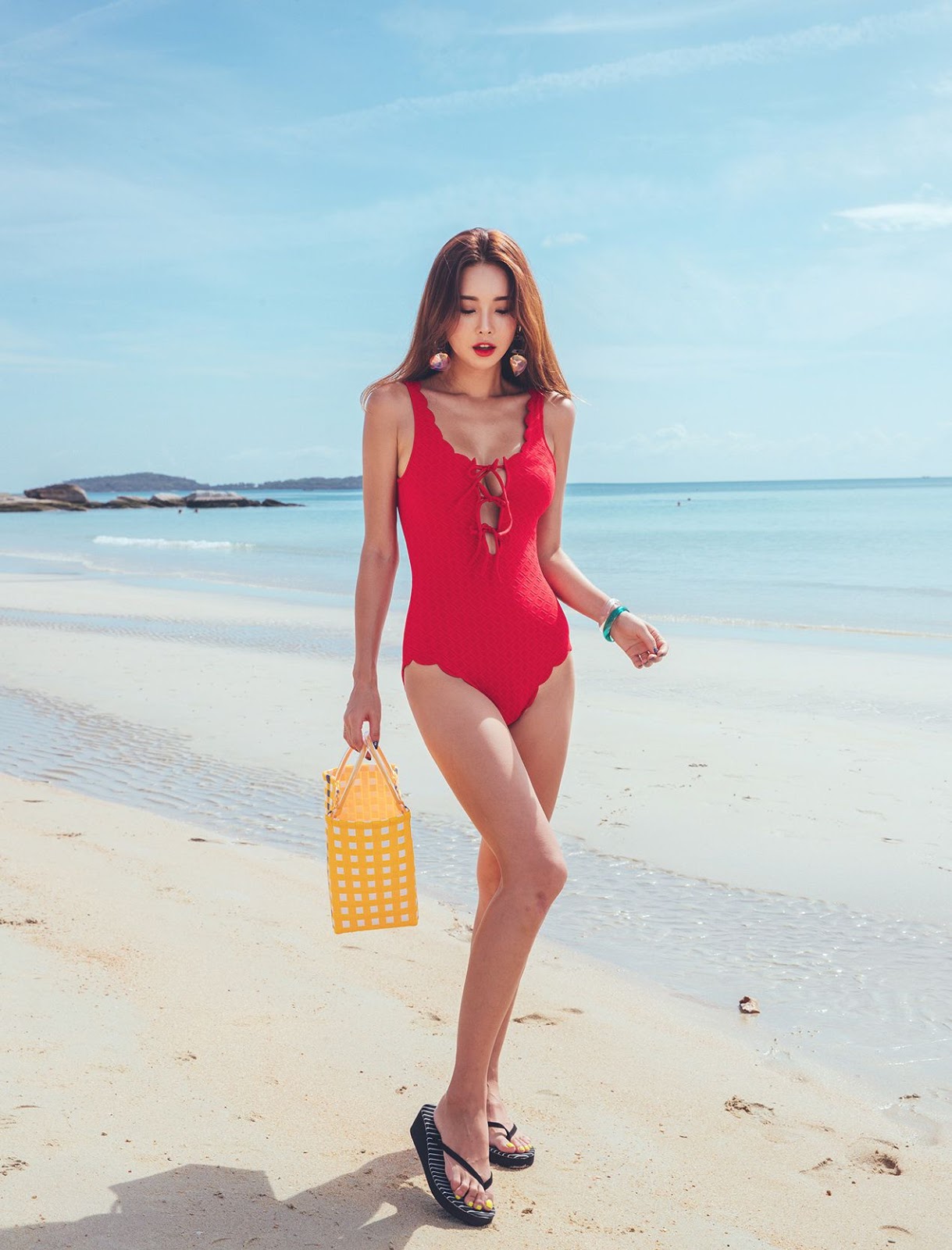 Park Da Hyun - The Red Swimsuit - 191218 - TruePic.net