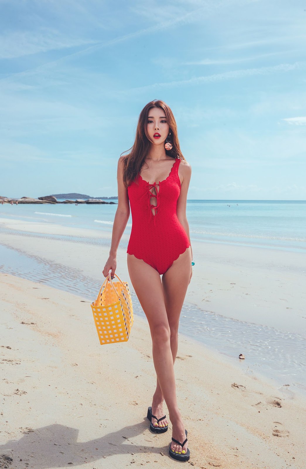 Park Da Hyun - The Red Swimsuit - 191218 - TruePic.net