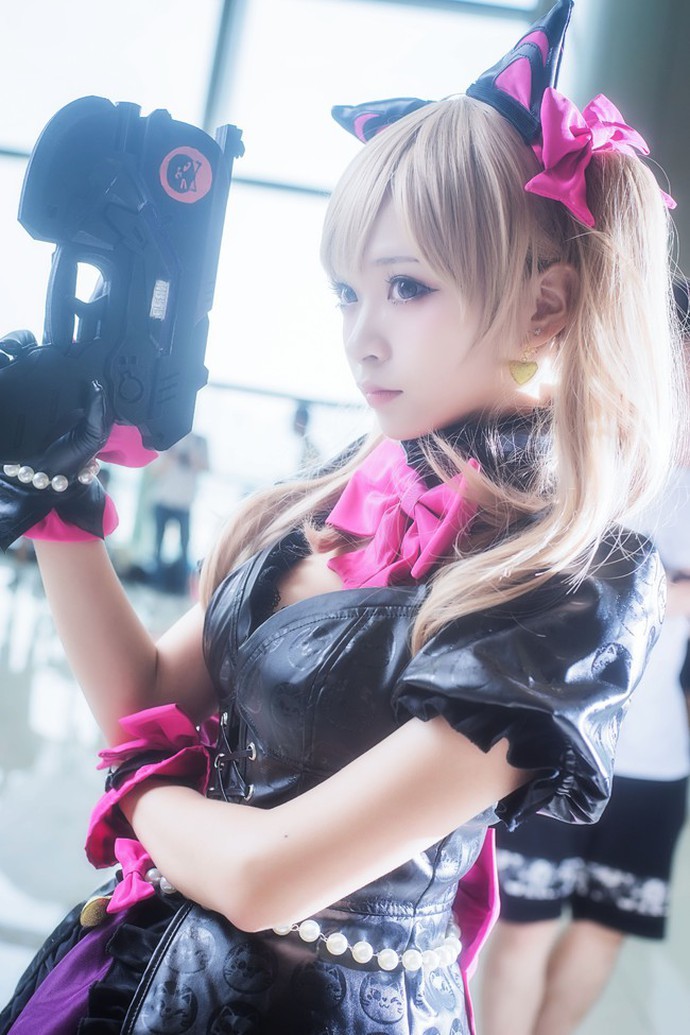 Lạ mắt cosplay nàng D.Va cực dễ thương trong Overwatch - Ảnh 1.