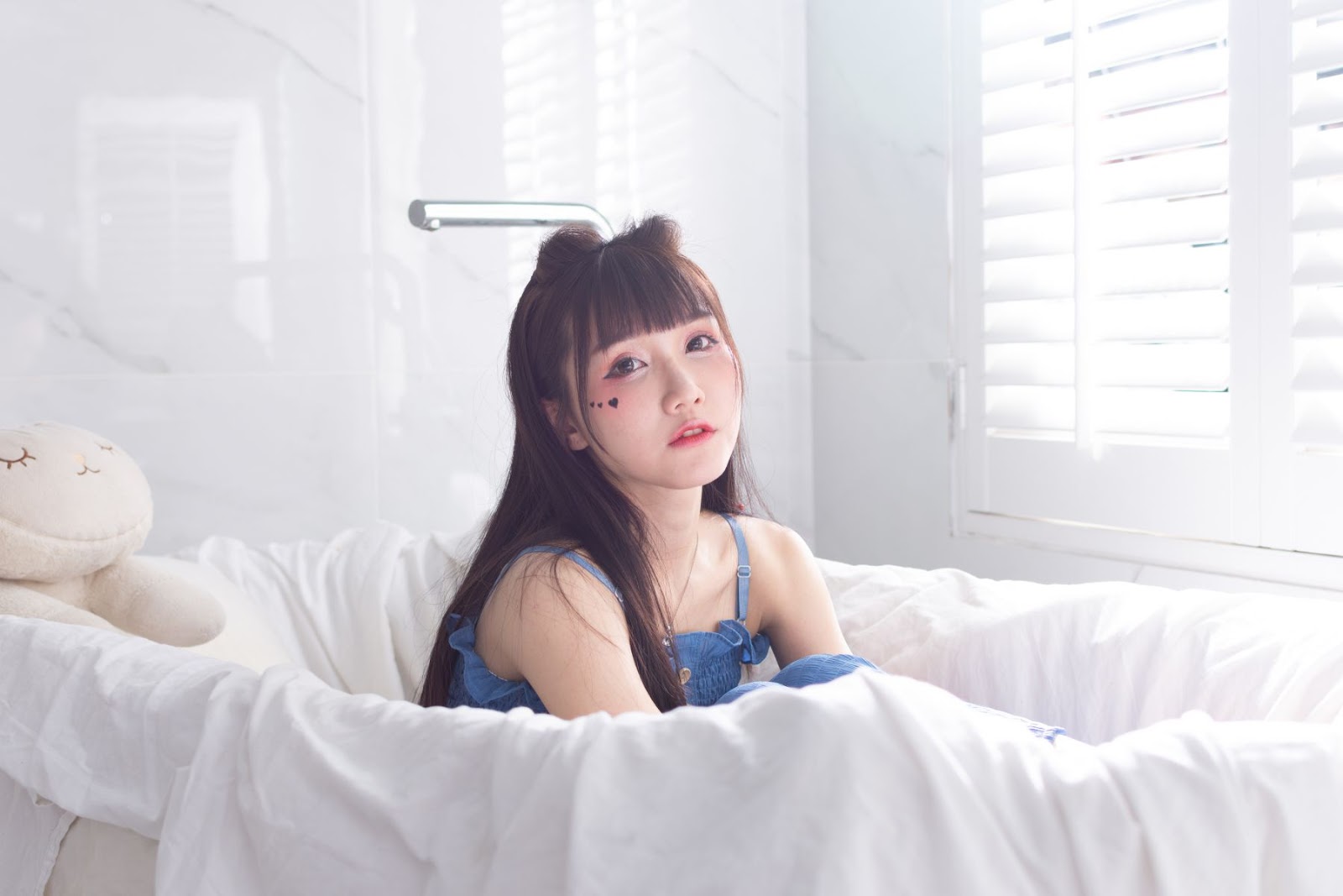 Qiao Qiao Er - 喬喬兒 - 2018.09.21 - Bathroom Bed View - TruePic.net