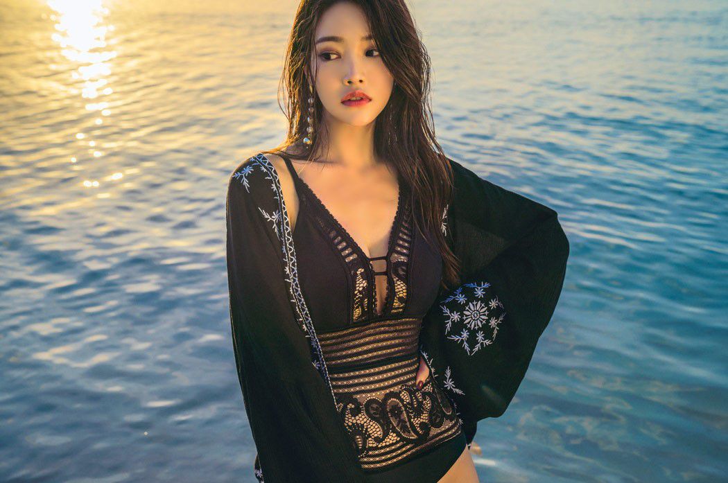 Park Jung Yoon with Bikini set - Korean Fashion Jan.2019 #1, TruePic.net