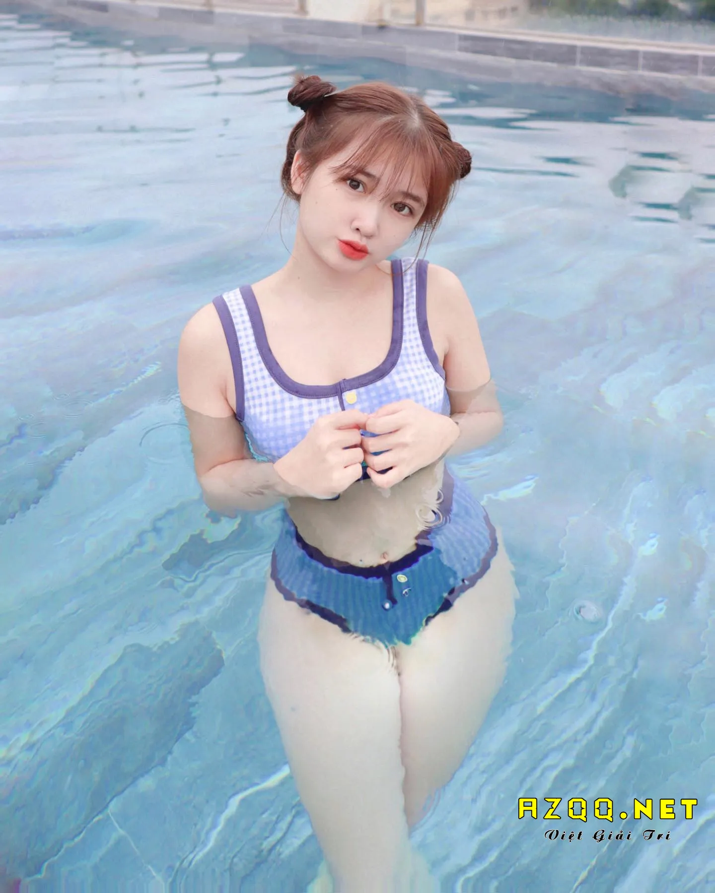 vu thi khanh huyen bikini 8